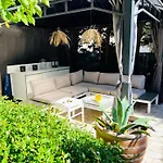 Superbe Avec Terrasse Jardin Et Parking Privé Appartamento