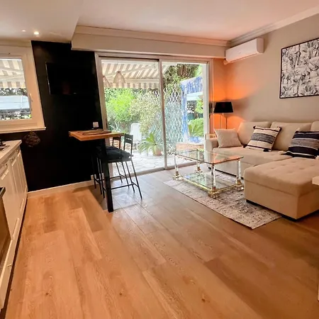 Appartement Superbe Avec Terrasse Jardin Et Parking Privé
